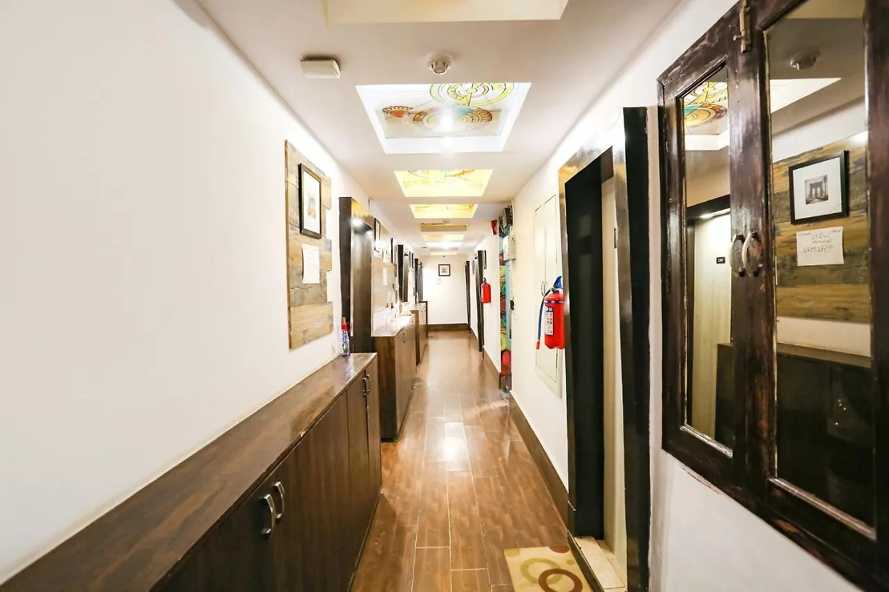 Hotel Fabhotel Sentinel Suites New Delhi
